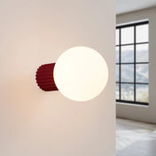 Applique murale LED bordeaux globe opalin IP44 — vue 1