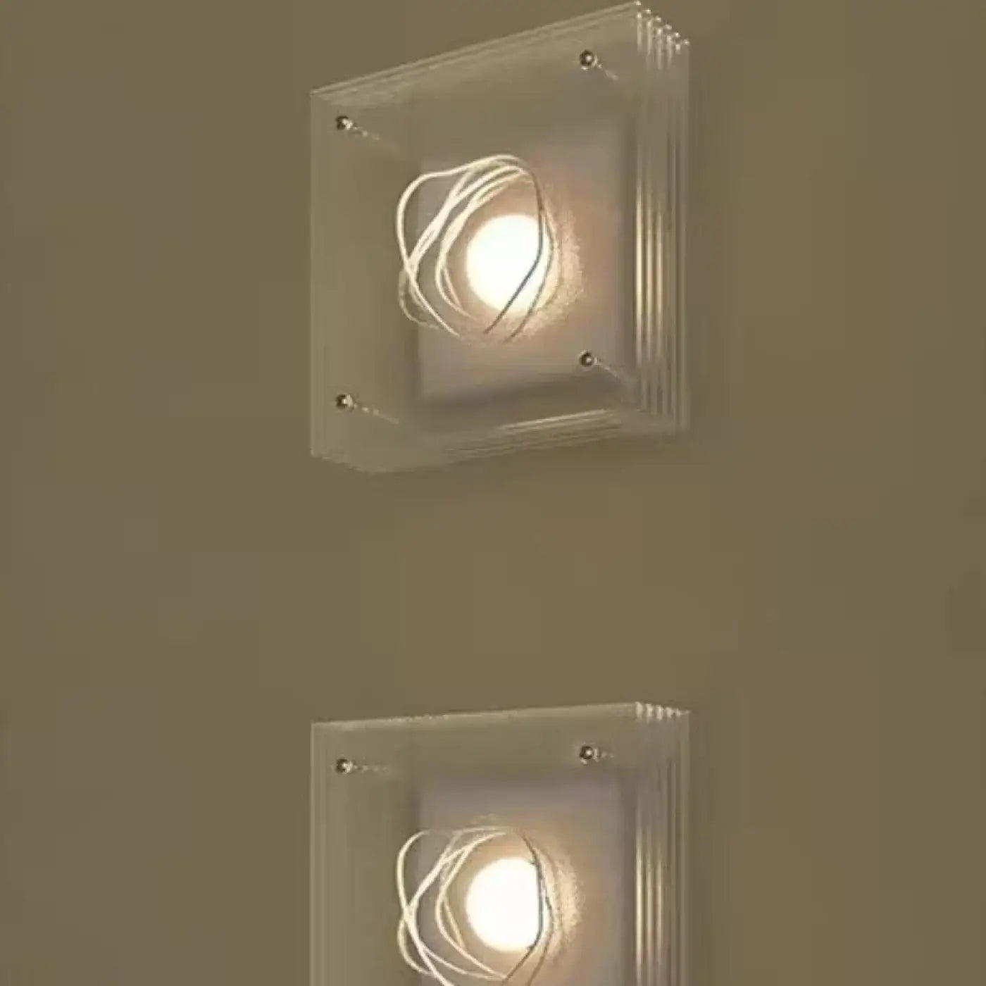 Applique murale LED carrée beige en acrylique et métal — vue 3