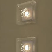 Applique murale LED carrée beige en acrylique et métal — vue 3