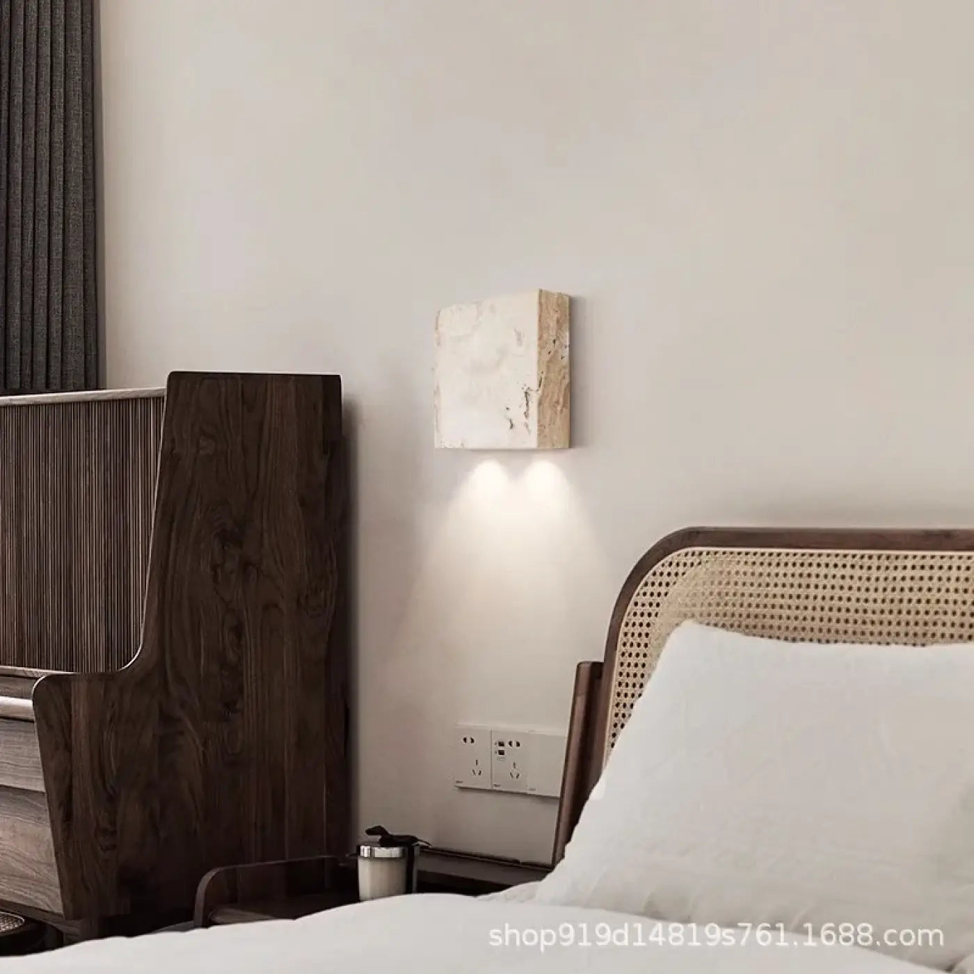 Applique murale LED carrée pierre beige effet travertin — vue 3