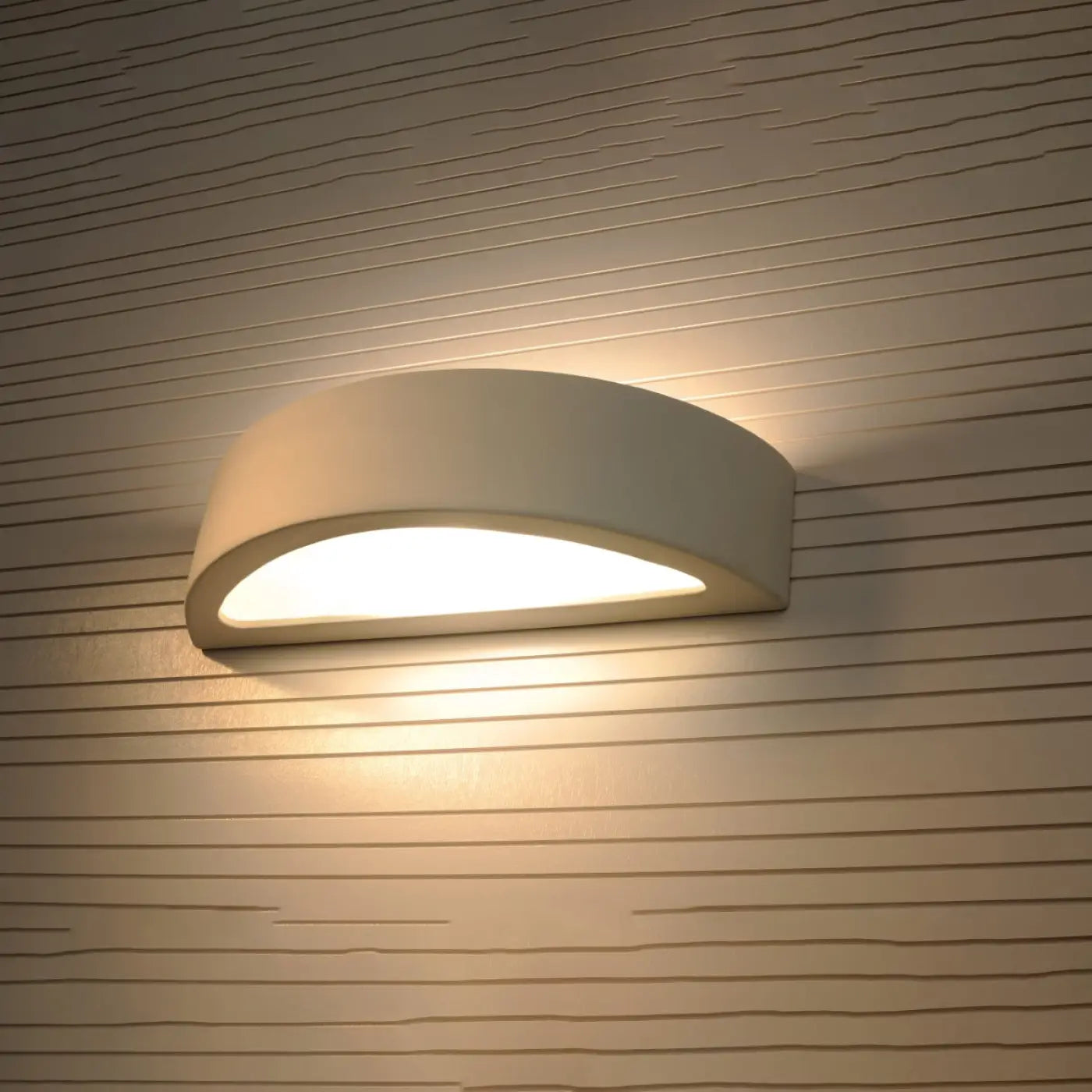 Applique murale LED céramique blanche courbée — vue 3
