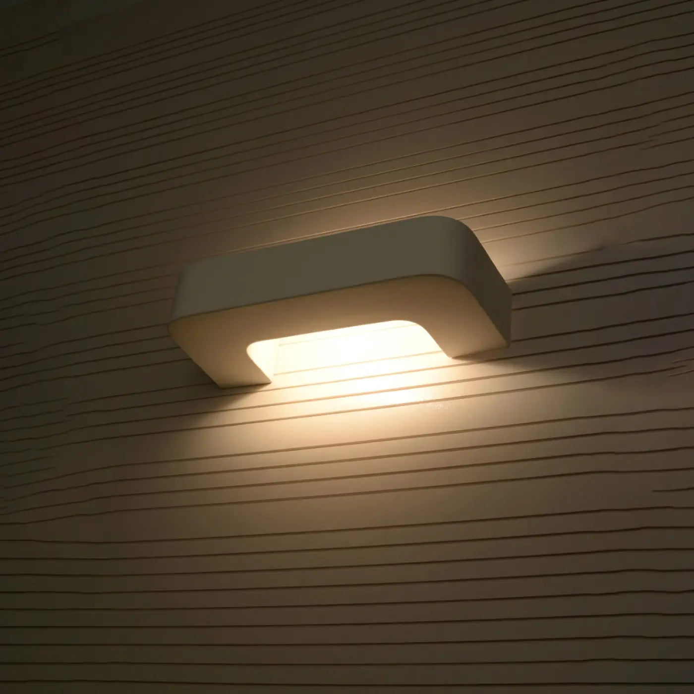 Applique murale LED céramique blanche horizontale — vue 1