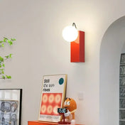 Applique murale LED colorée à boule blanche scandinave — vue 1