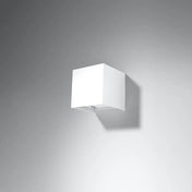 Applique murale LED cube blanche en aluminium IP54 — vue 2