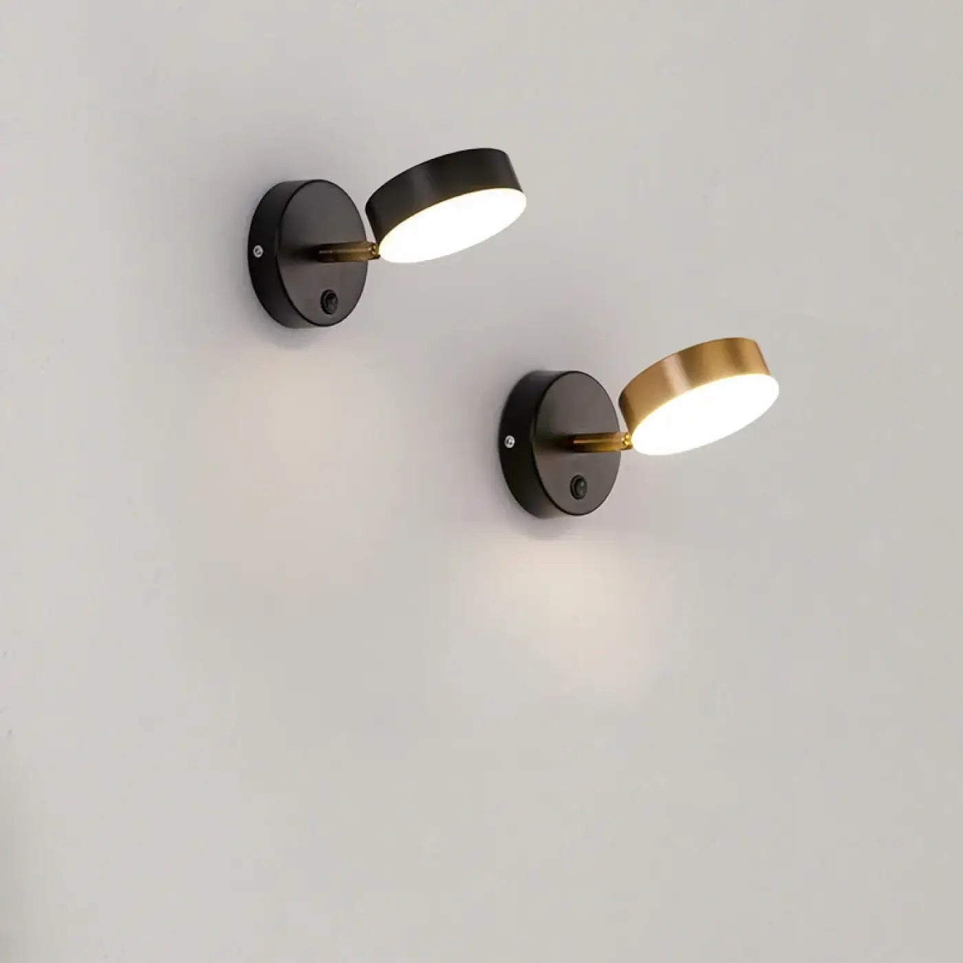 Applique murale LED cylindre orientable noir et doré — vue 2