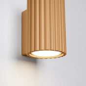 Applique murale LED cylindrique aluminium doré compacte — vue 4