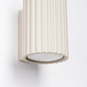 Applique murale LED cylindrique beige acrylique minimaliste — vue 5