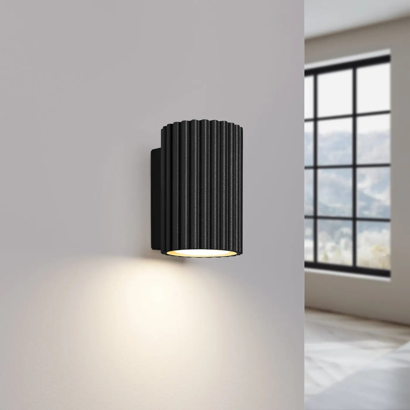 Applique murale LED cylindrique noire aluminium et acrylique — vue 1