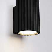 Applique murale LED cylindrique noire aluminium et acrylique — vue 4