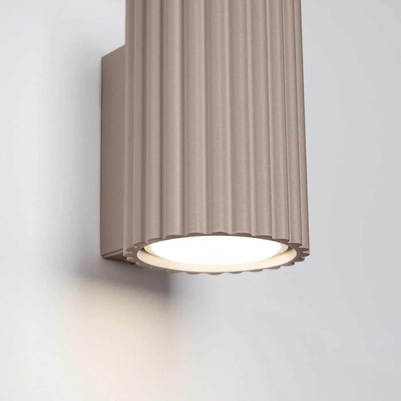 Applique murale LED cylindrique taupe blanc chaud 3000K — vue 4