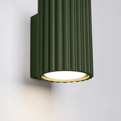 Applique murale LED cylindrique vert olive design scandinave — vue 4