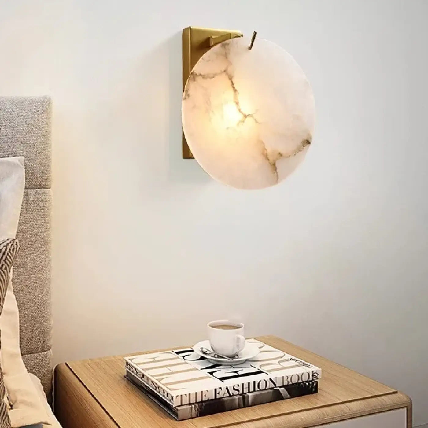 Applique murale LED design ronde en marbre et doré — vue 6