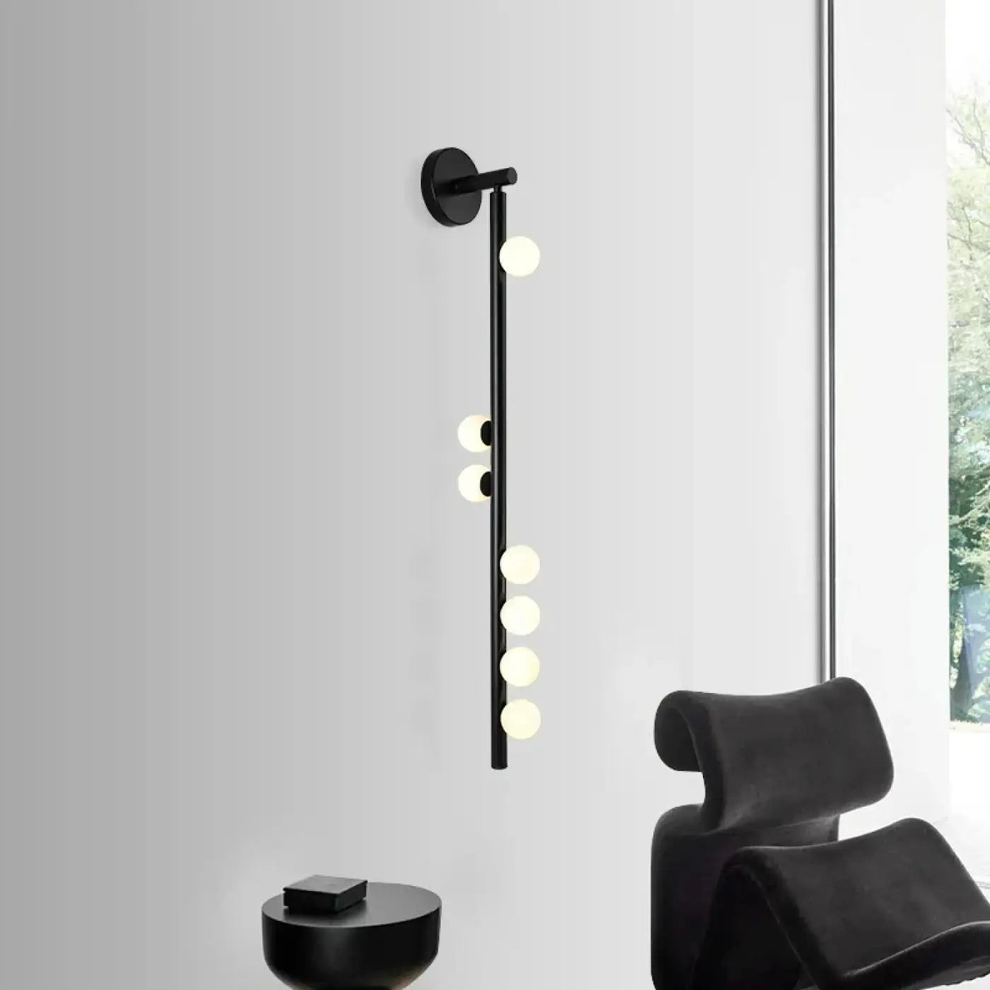 Applique murale LED dorée 3 globes en verre et métal noir — vue 13