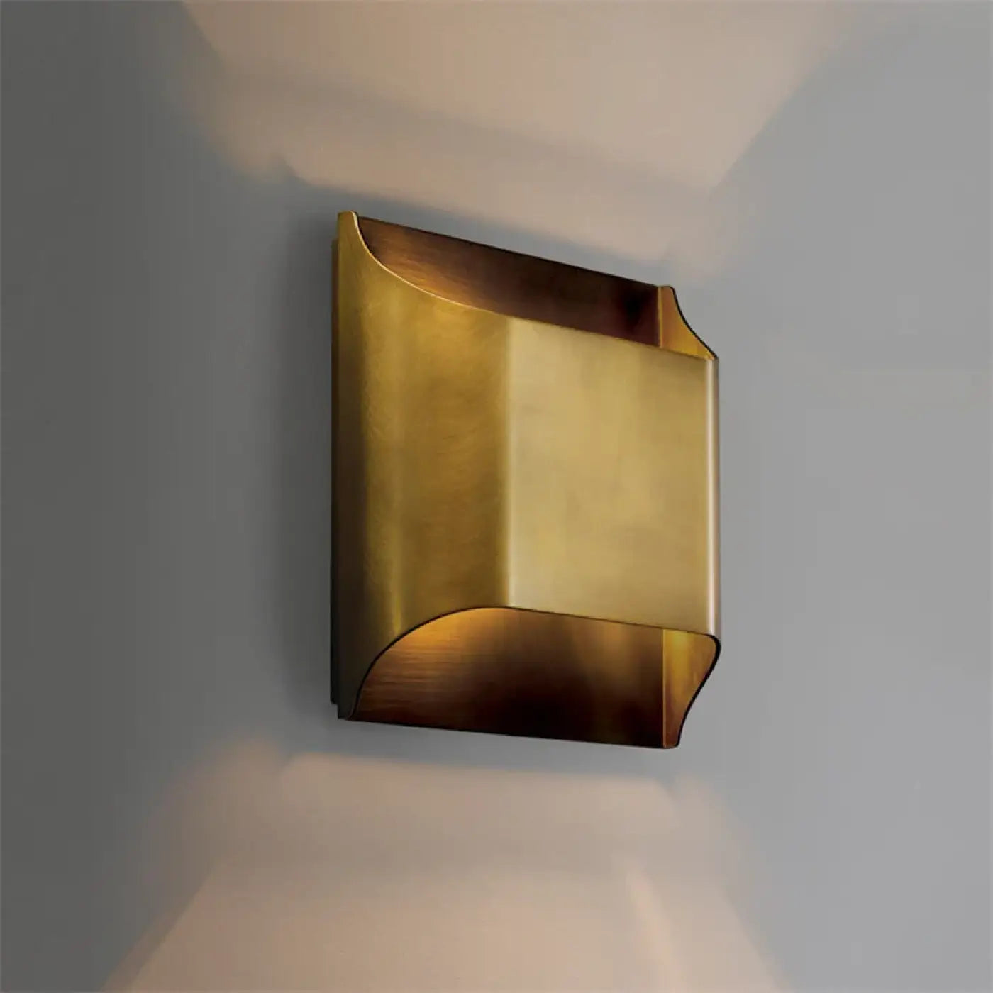 Applique murale LED dorée carrée en métal 3 tailles — vue 2