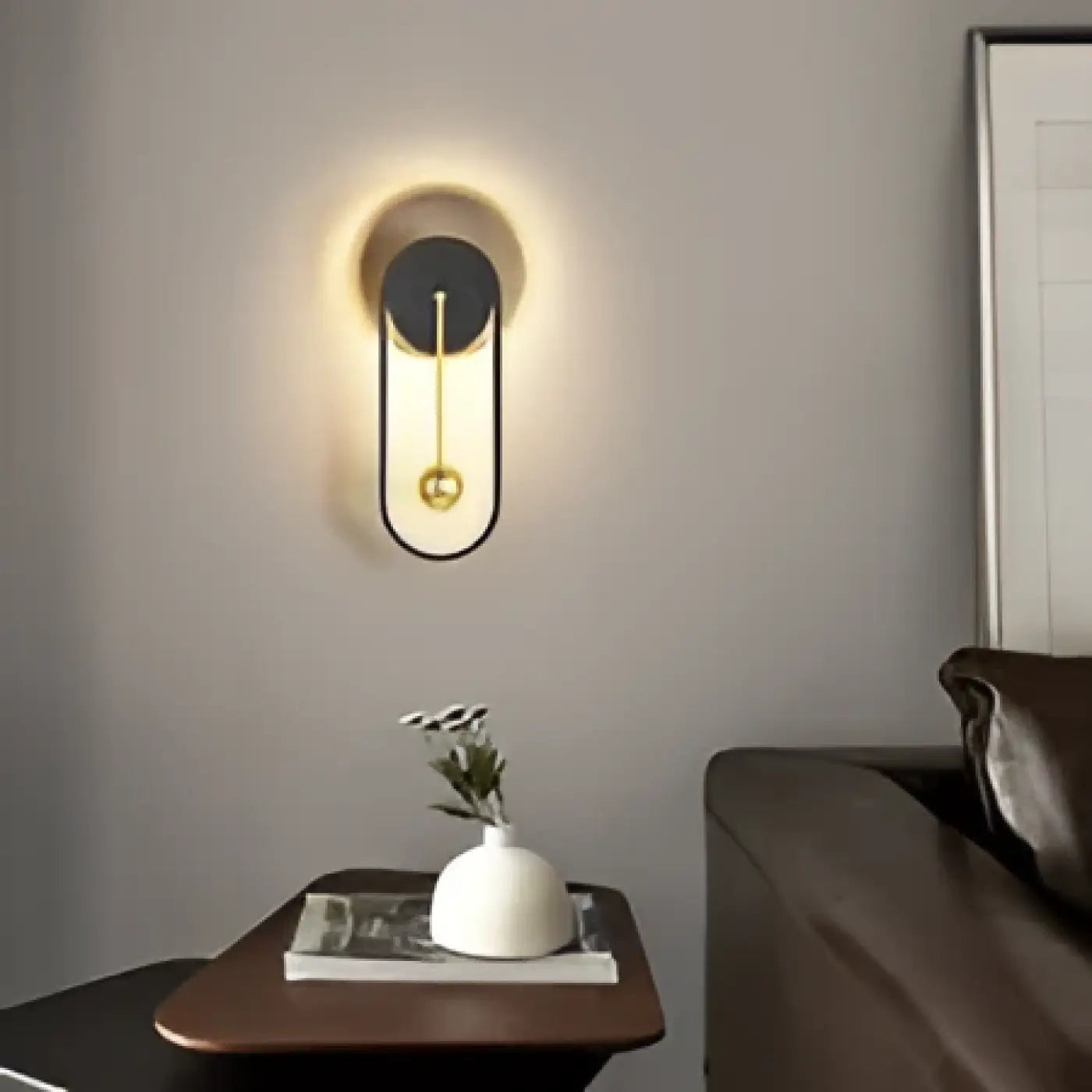 Applique murale LED dorée et noire à deux éclairages — vue 2