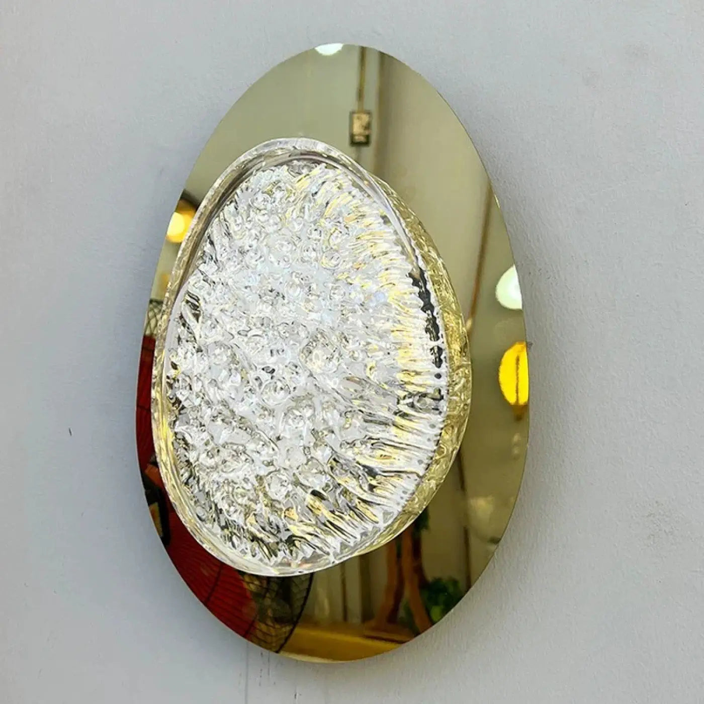 Applique murale LED dorée et noire en métal et résine — vue 18