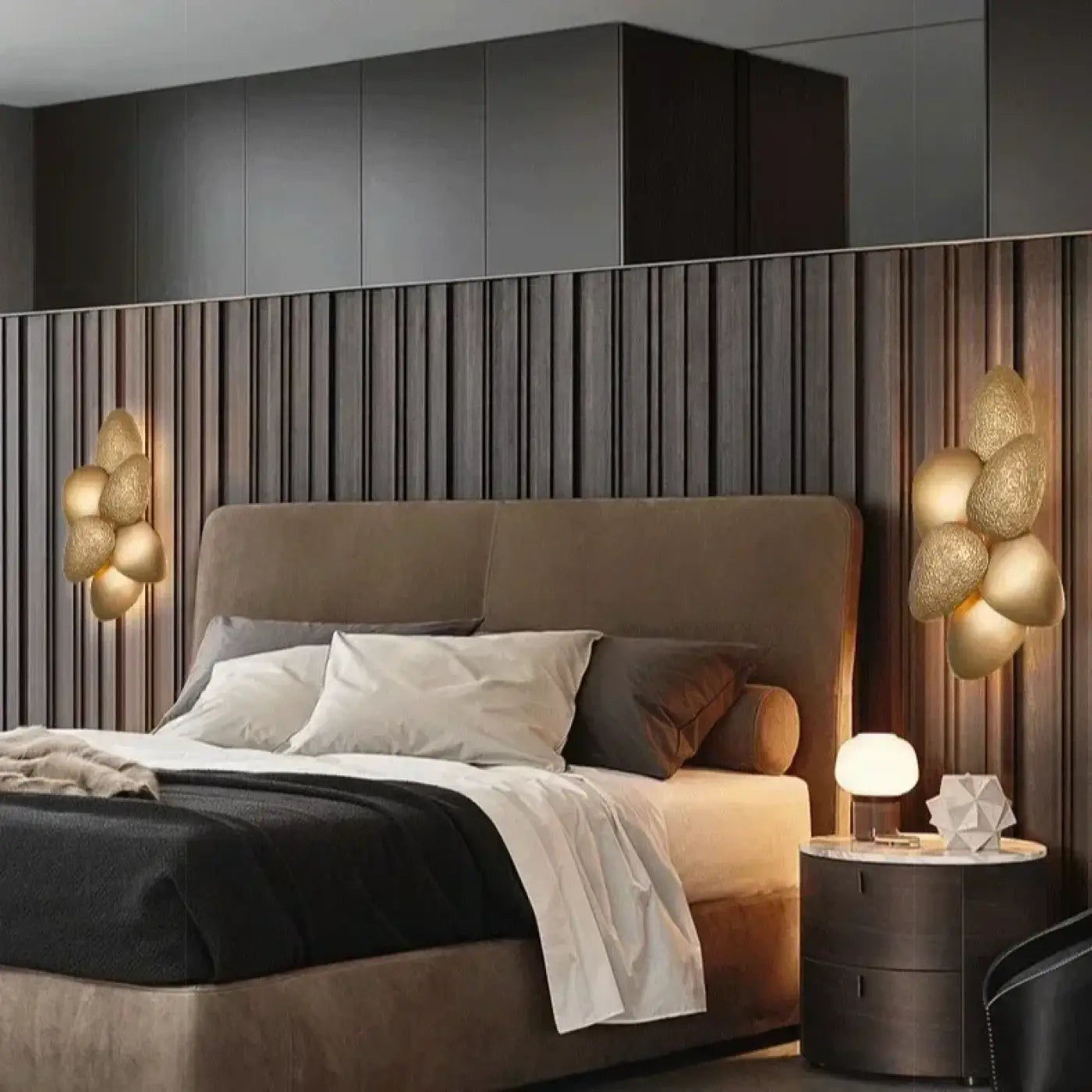 Applique murale LED dorée feuilles style Art Déco — vue 2