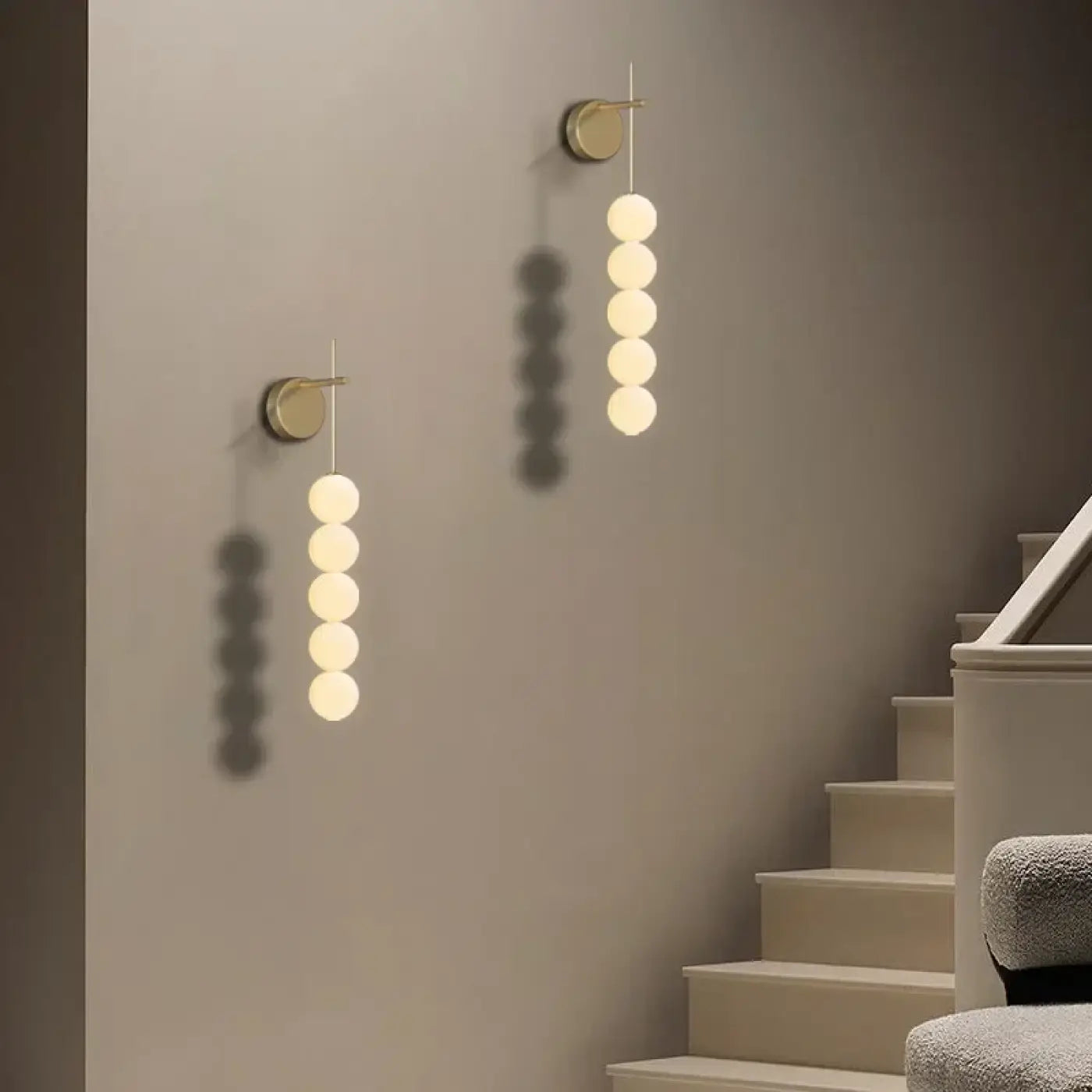 Applique murale LED dorée tube vertical en métal — vue 4