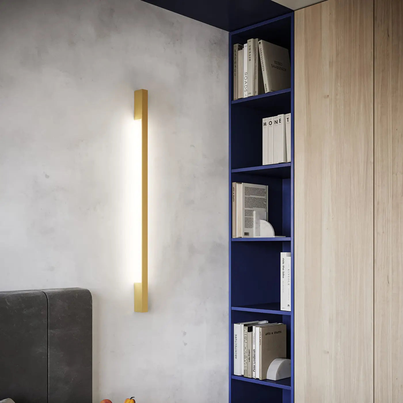 Applique murale LED dorée verticale en aluminium — vue 2