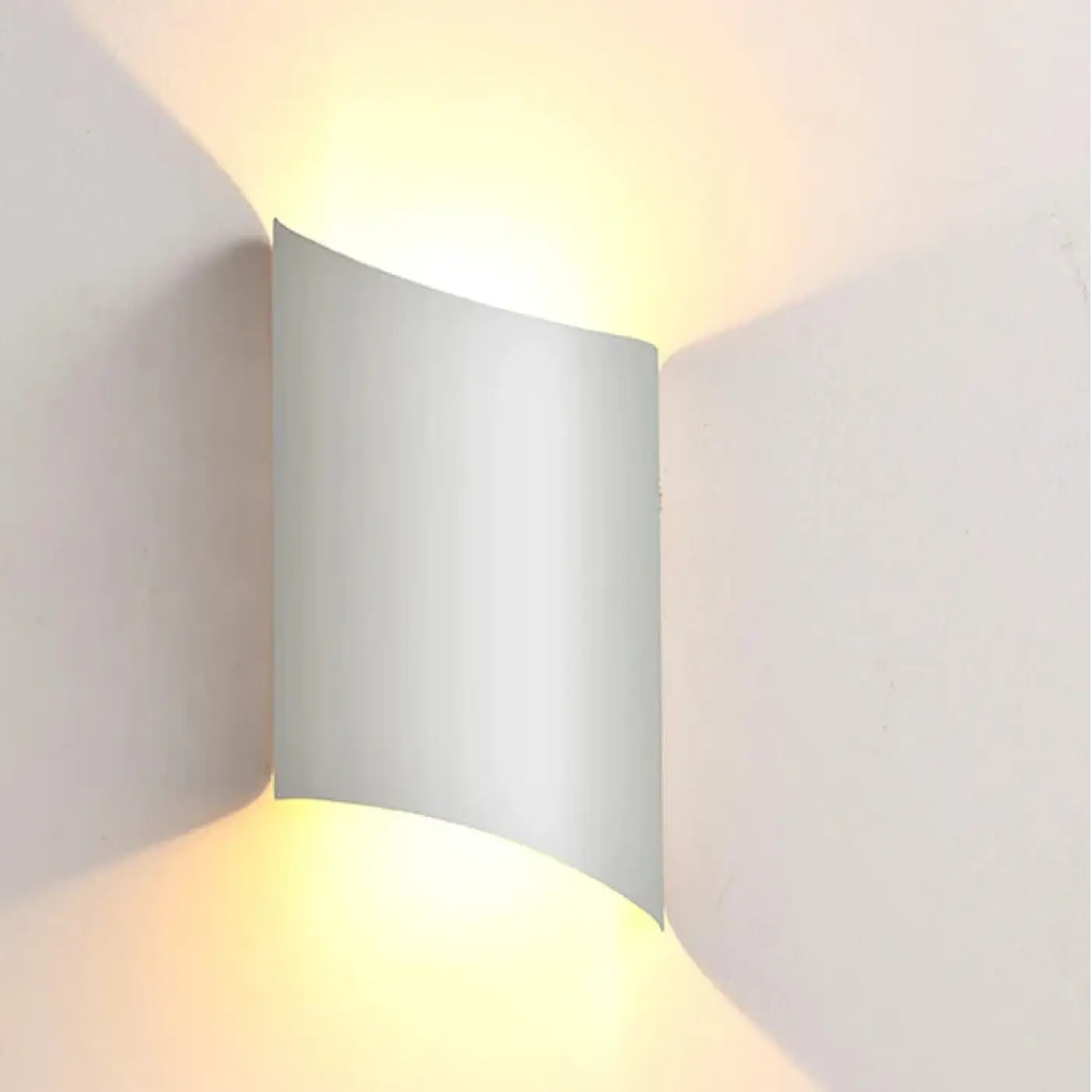 Applique murale LED double faisceau dorée blanche ou noire — vue 6