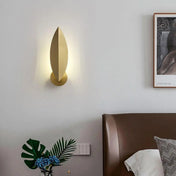 Applique murale LED en aluminium doré fine — vue 3