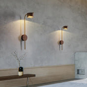 Applique murale LED en bois et métal à tête orientable — vue 3