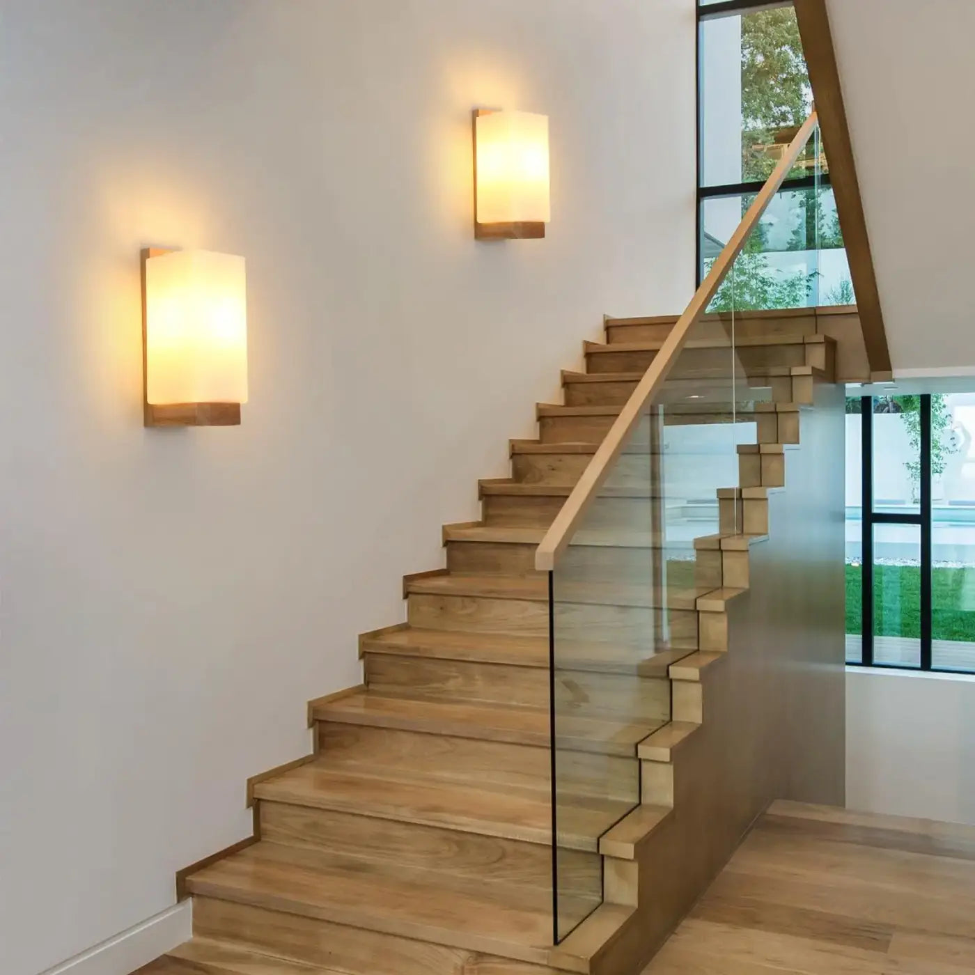 Applique murale LED en bois et verre beige minimaliste — vue 1