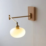 Applique murale LED en céramique et laiton doré blanc cassé — vue 2