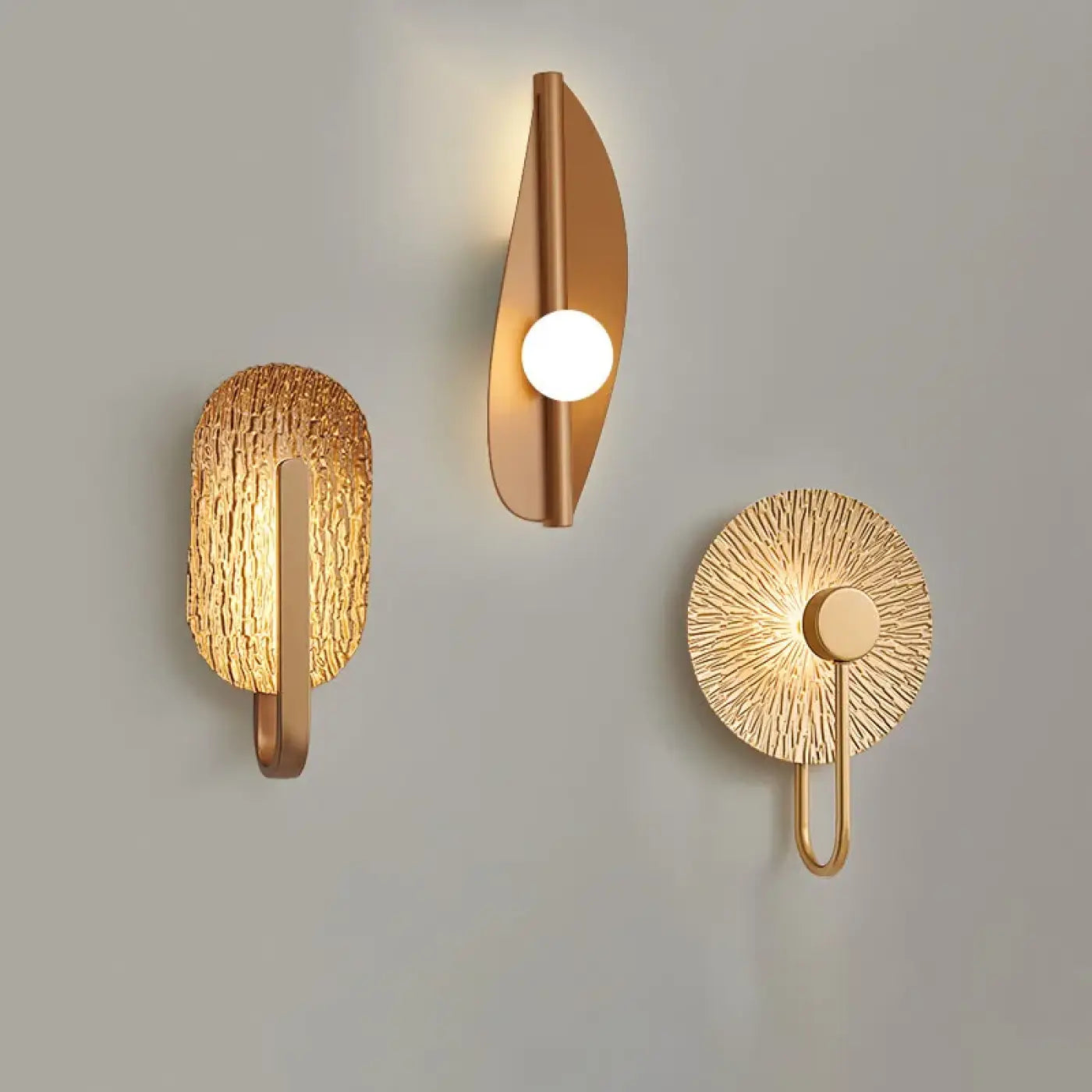 Applique murale LED en métal doré et acrylique 3 hauteurs — vue 3