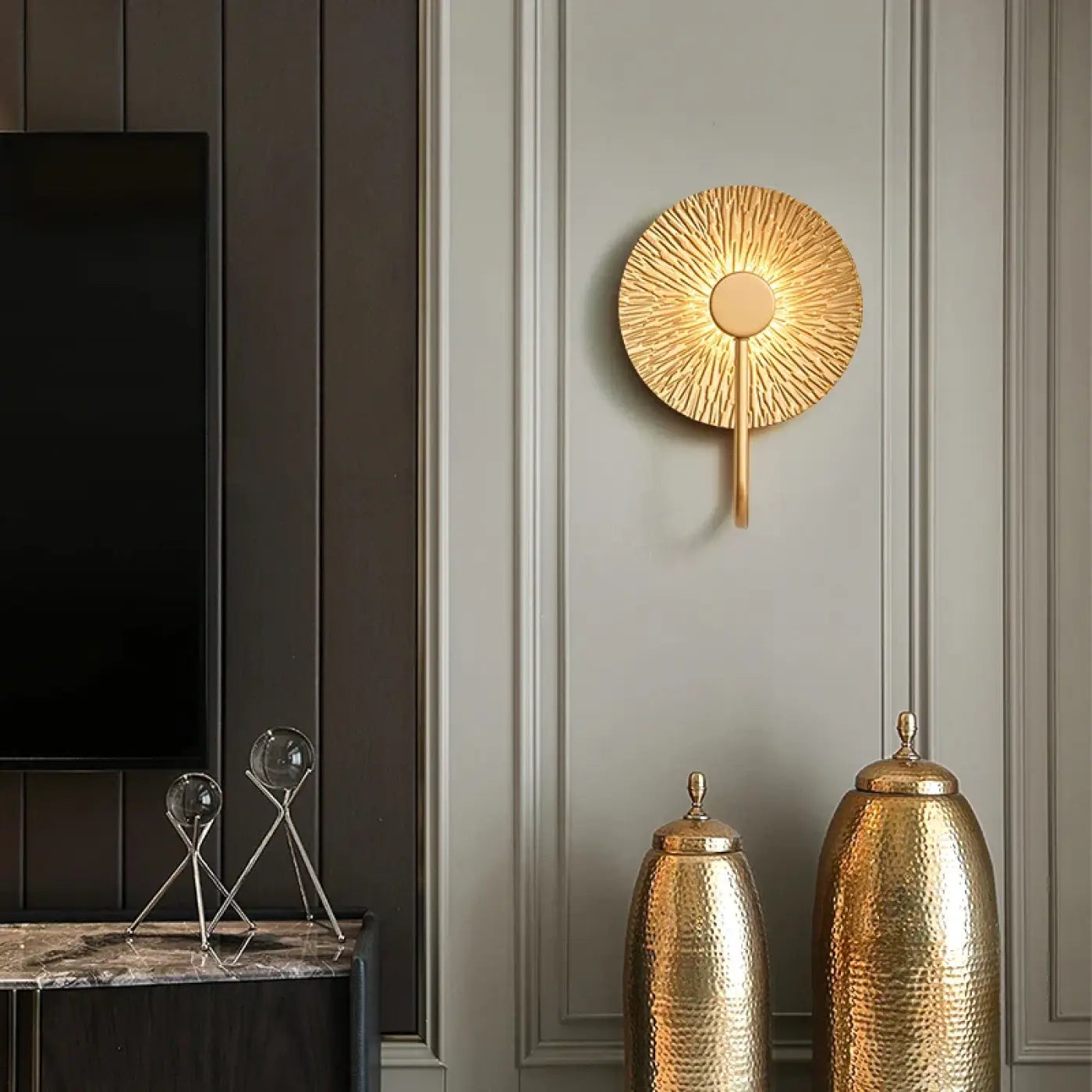 Applique murale LED en métal doré et acrylique 3 hauteurs — vue 8