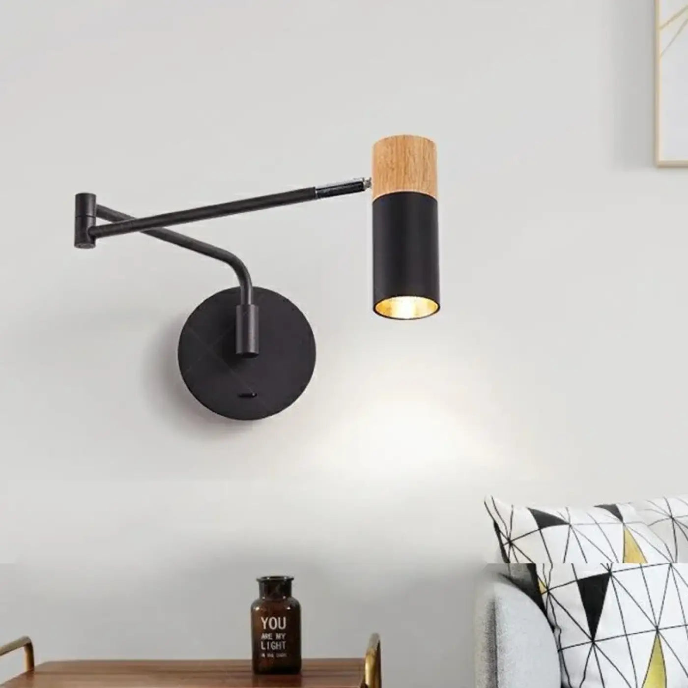 Applique murale LED en métal noir ou blanc compacte — vue 3