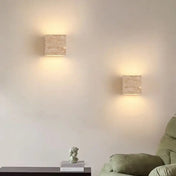 Applique murale LED en pierre beige carrée minimaliste — vue 2