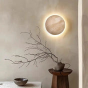 Applique murale LED en pierre et acrylique beige scandinave — vue 5
