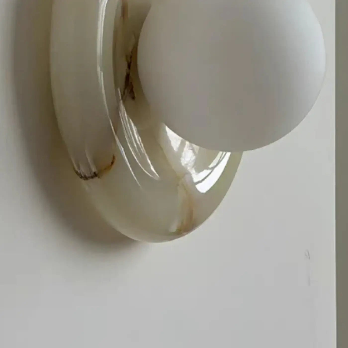 Applique murale LED en pierre et acrylique style scandinave — vue 4
