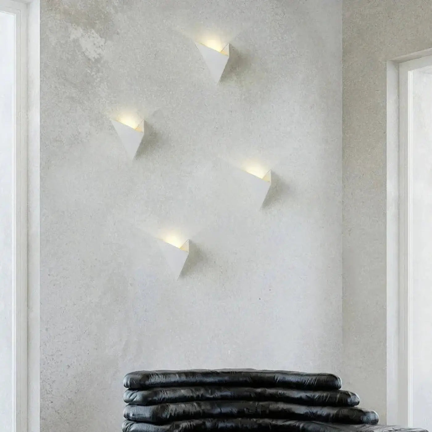 Applique murale LED géométrique en métal noir ou blanc — vue 3