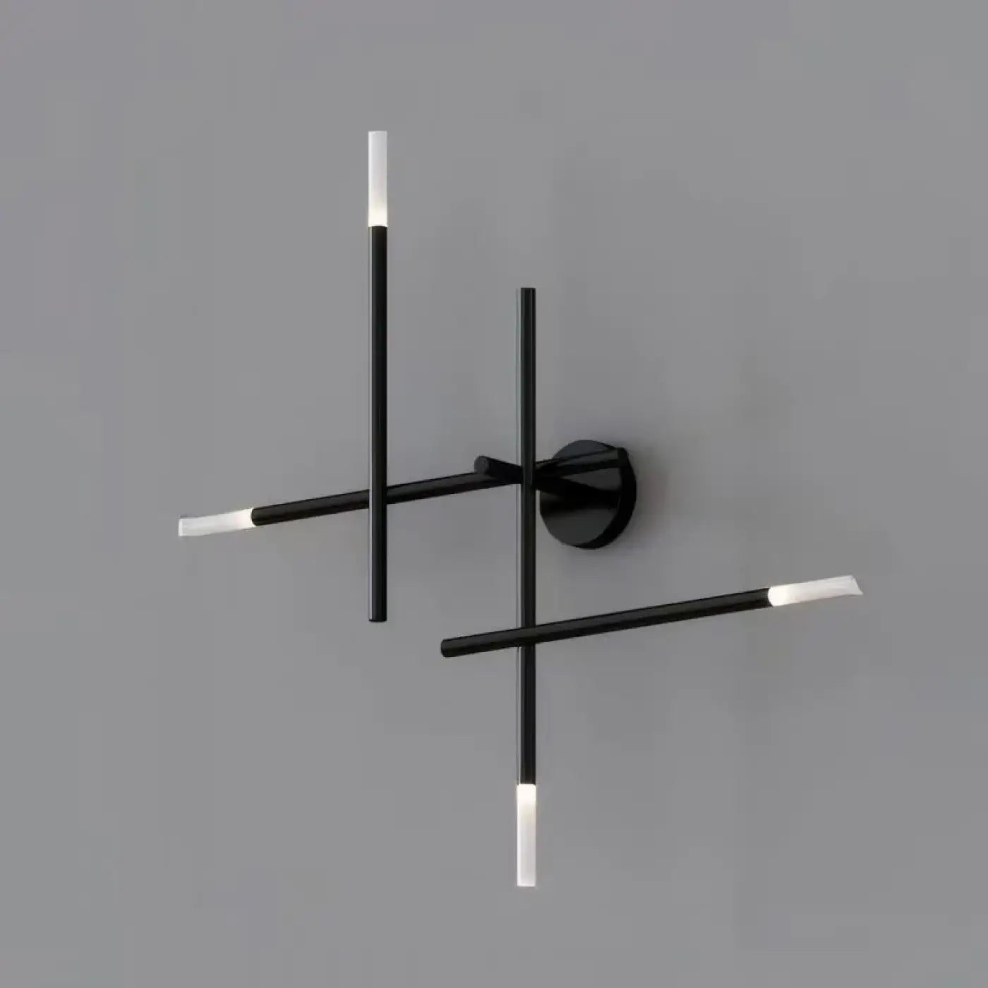 Applique murale LED géométrique noire et dorée en métal — vue 3