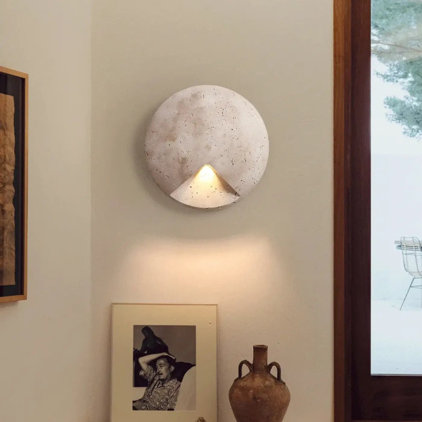Applique murale LED grise ronde en pierre pour couloir — vue 3