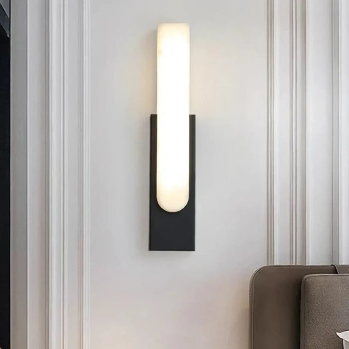 Applique murale LED linéaire noire blanche ou dorée — vue 2