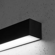 Applique murale LED linéaire noire en aluminium — vue 4