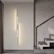 Applique murale LED linéaire noire pour couloir — vue 8