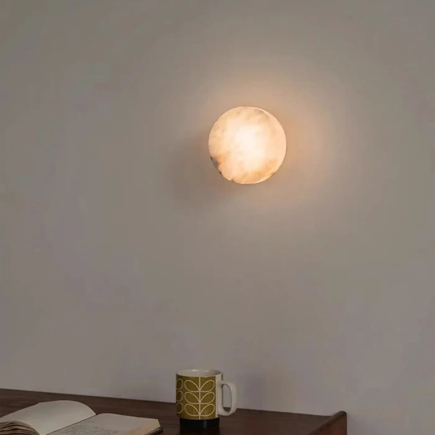 Applique murale LED marbre et métal à intensité variable — vue 4