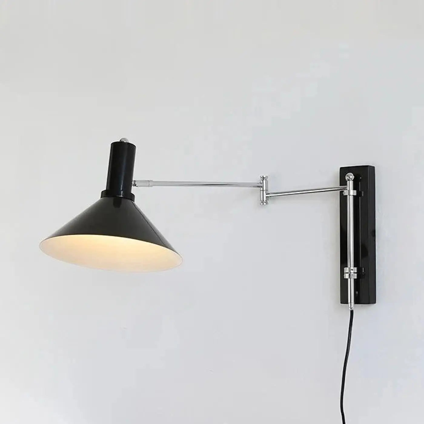 Applique murale LED métal abat-jour conique industriel — vue 2