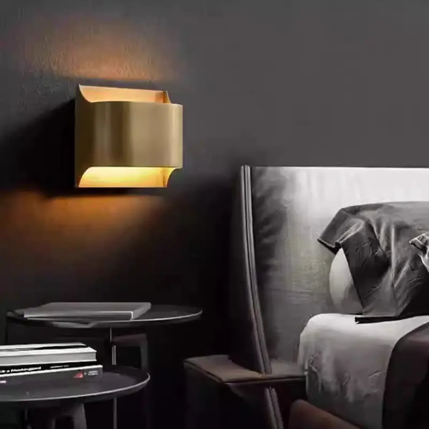 Applique murale LED métal noir et doré culot E14 4 tailles — vue 2
