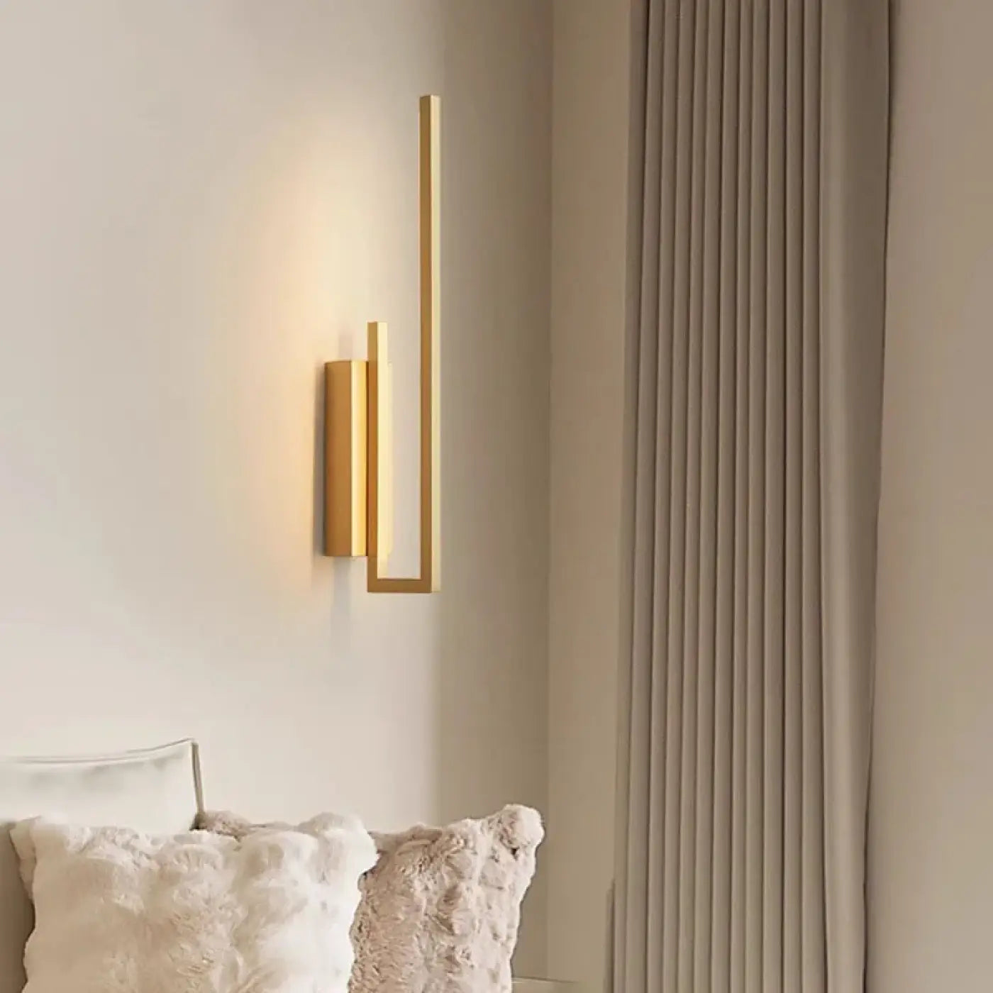 Applique murale LED minimaliste métal noir et doré 2 feux — vue 4