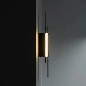 Applique murale LED noire métal strié verticale — vue 3