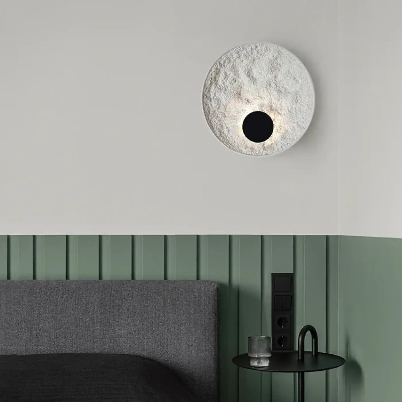 Applique murale LED ronde blanche effet éclipse — vue 1