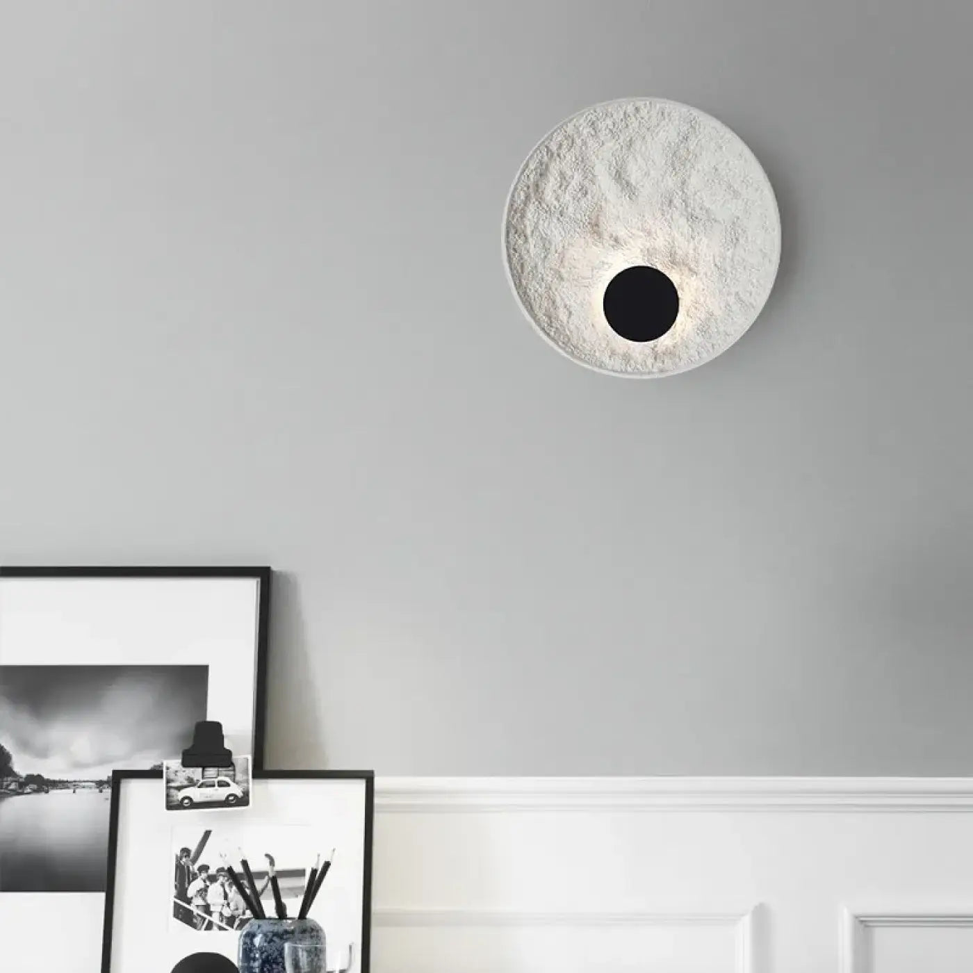 Applique murale LED ronde blanche effet éclipse — vue 4