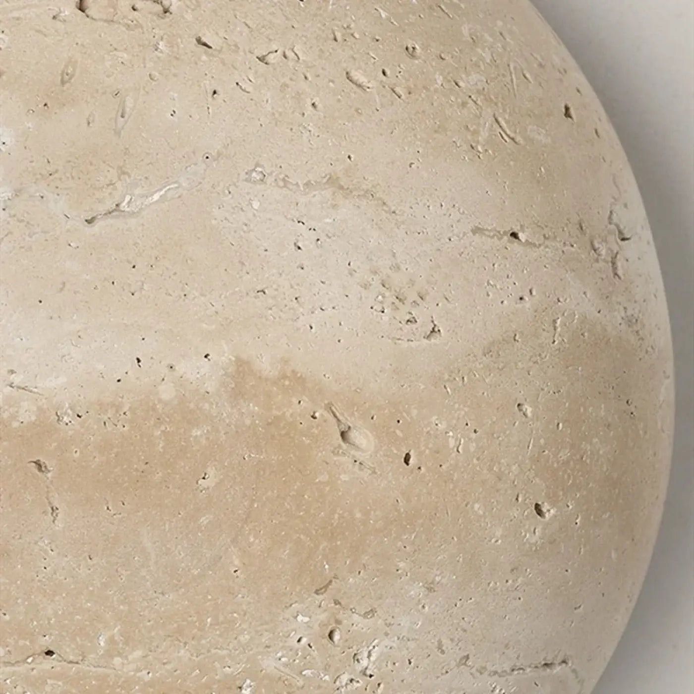 Applique murale LED ronde en marbre blanc et métal — vue 3