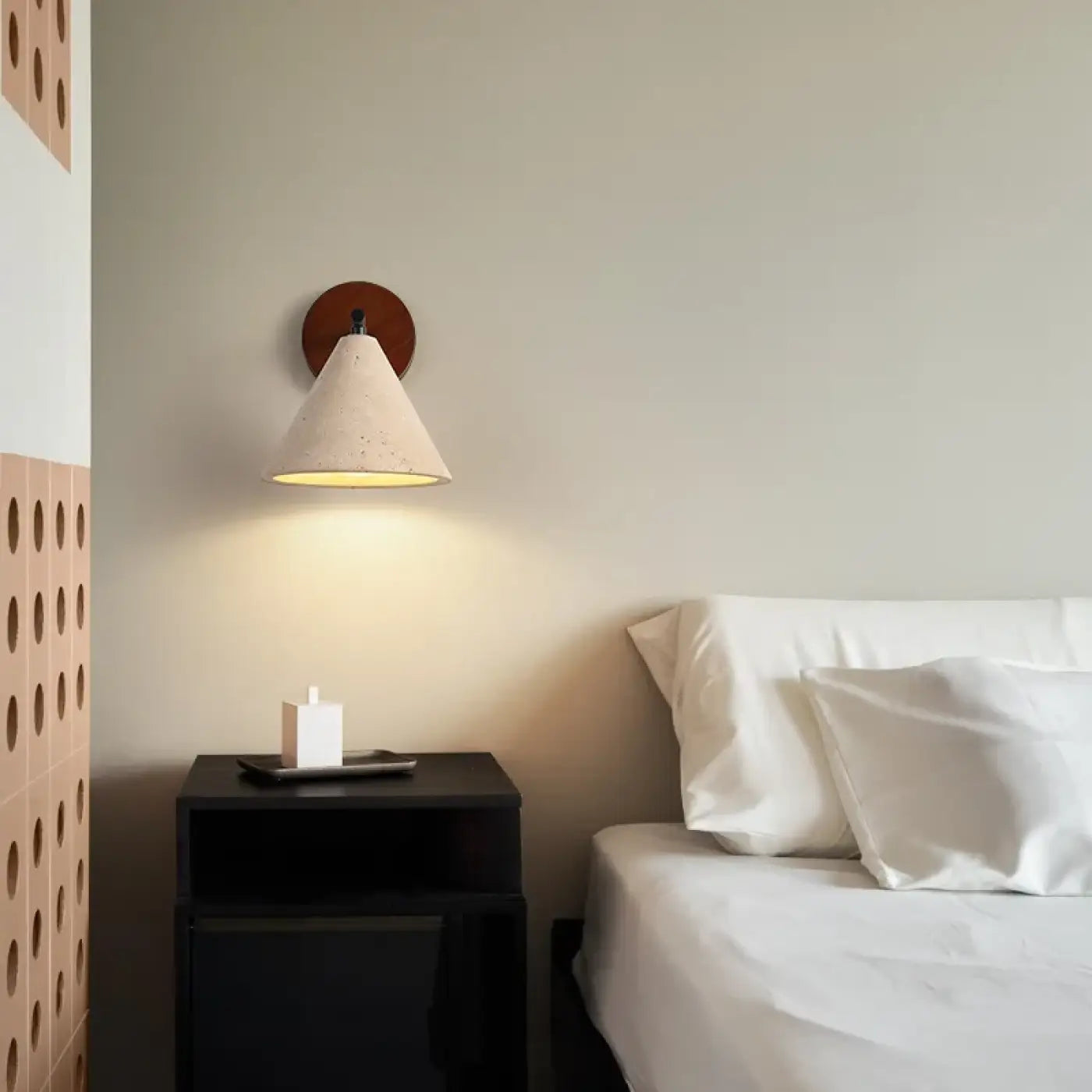 Applique murale LED scandinave abat-jour conique beige — vue 2