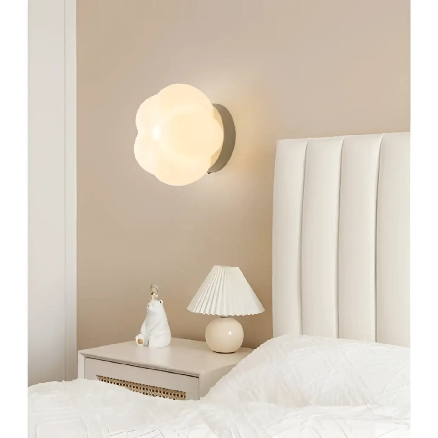 Applique murale LED scandinave en métal et acrylique colorée — vue 2